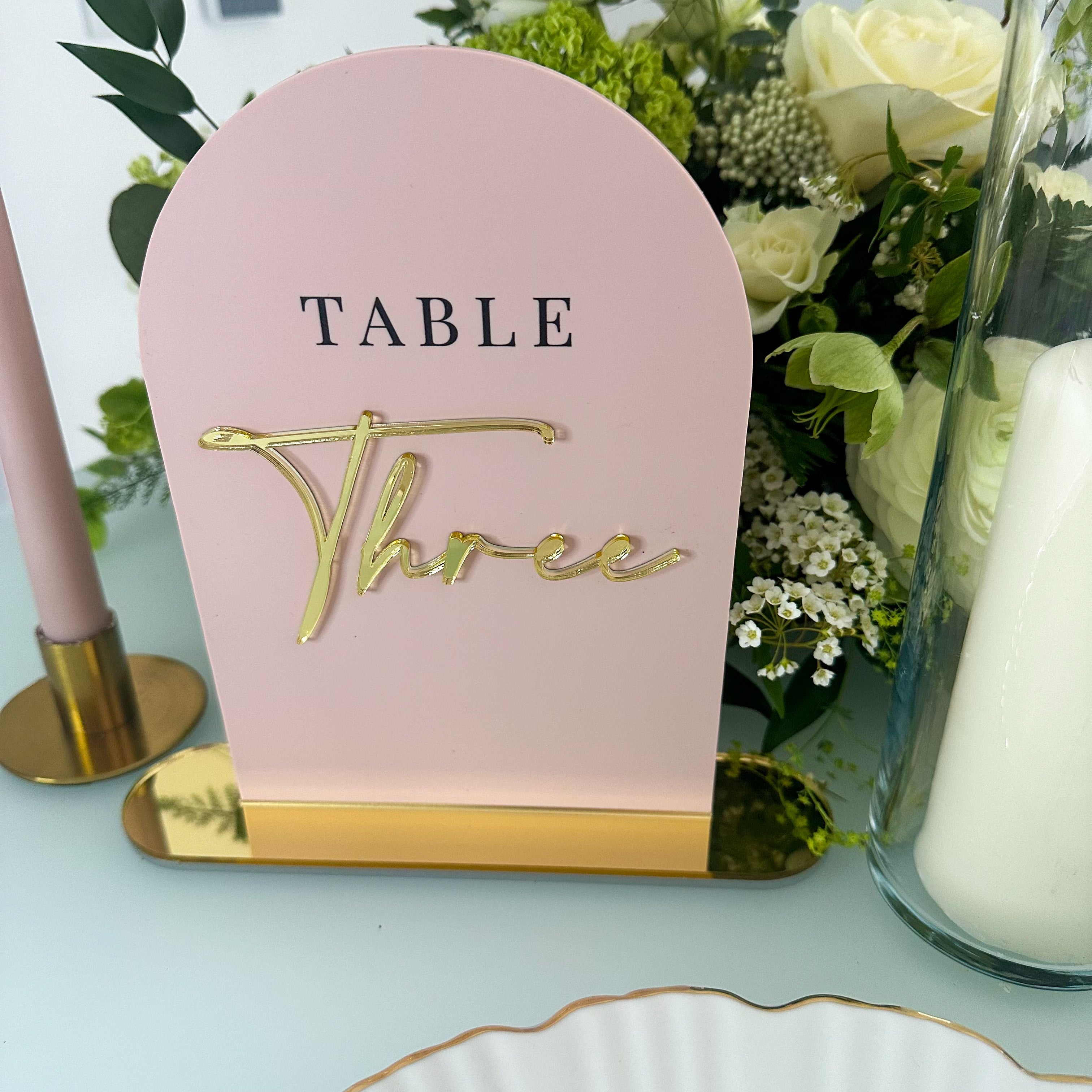 Dusky Nude & Gold Wedding Table Décor