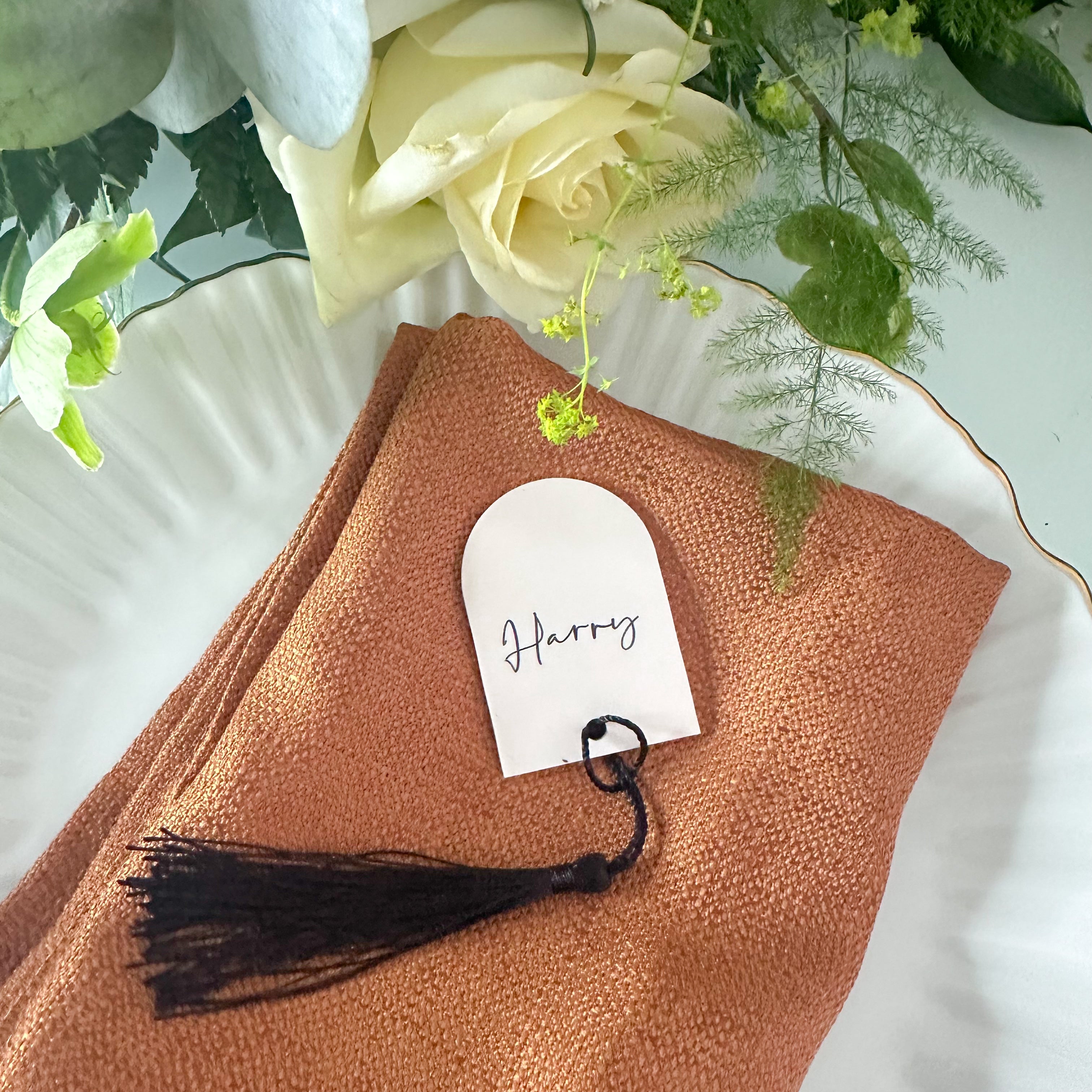 Luxury Black & Ivory Wedding Table Décor